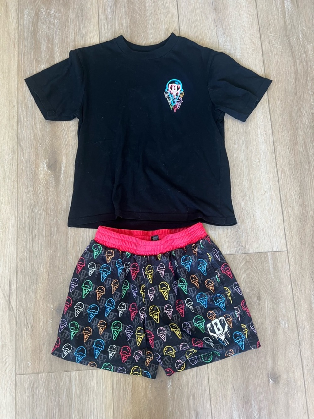 Baseball lifestyle 101 T-Shirt and Multicolor Ice Cream Print Shorts Set YM